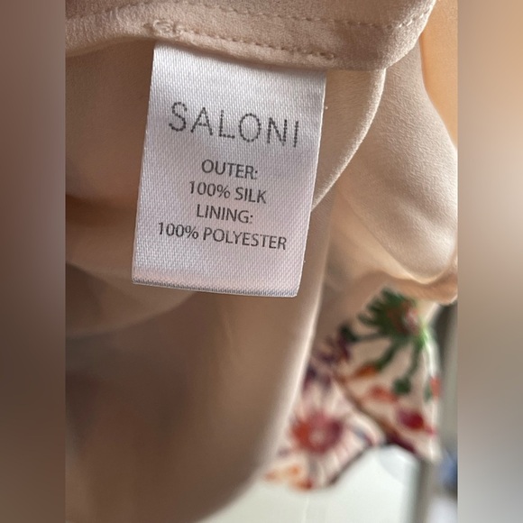 Saloni Franca Silk Floral Print Resort Mini Wrap Dress - Size 4 - Picture 9 of 9